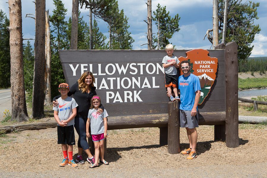 travel-rv travel-yellowstone