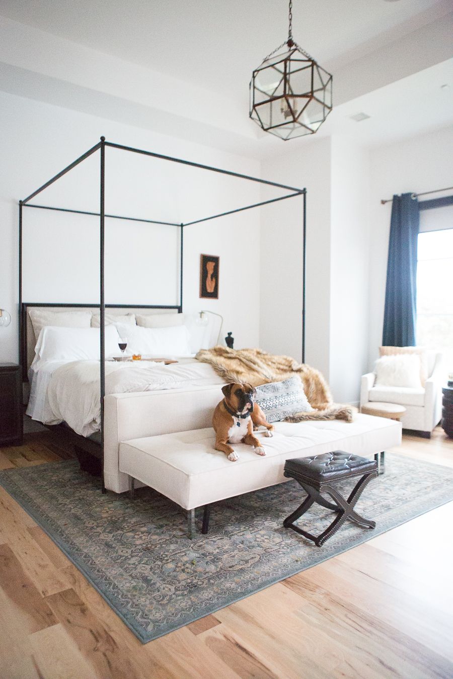 5-Tips-for-Master-Bedroom-he-wlll-love