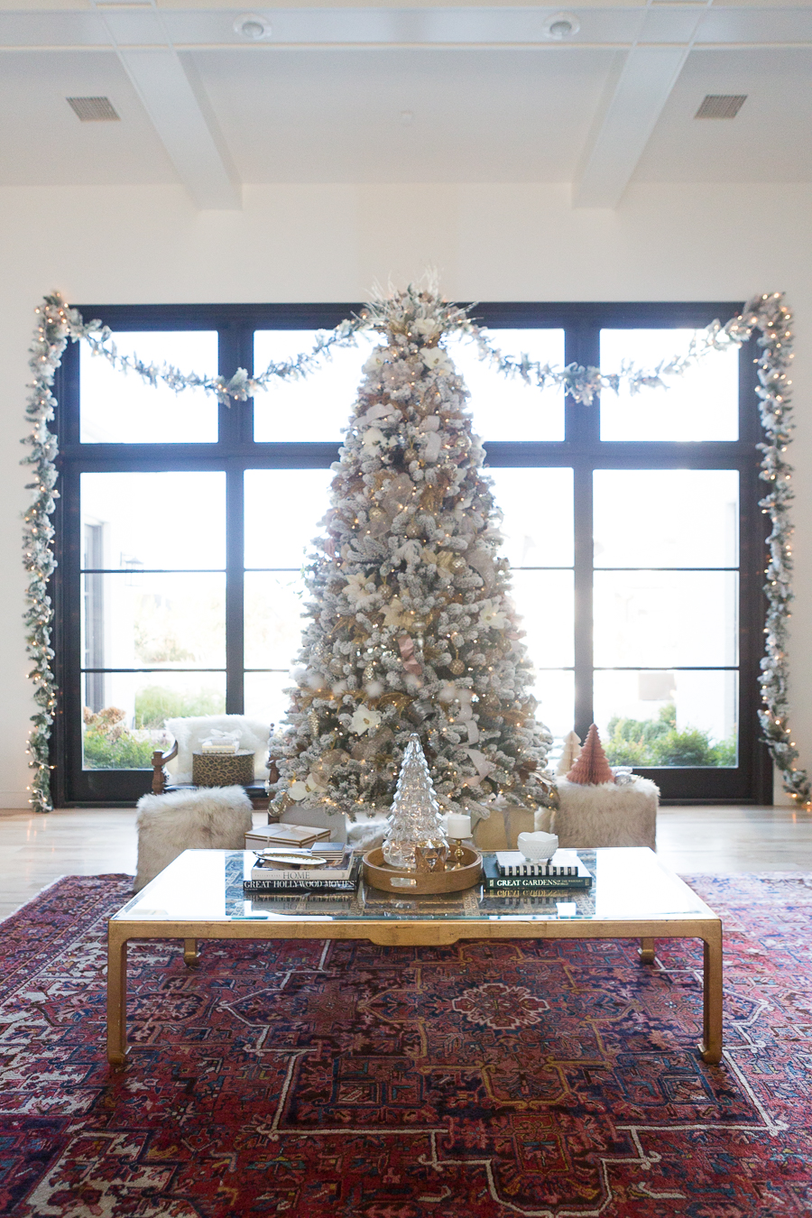 10 Tips for Budget Christmas Decorating | CC and Mike | Lifestyle and Design Blog