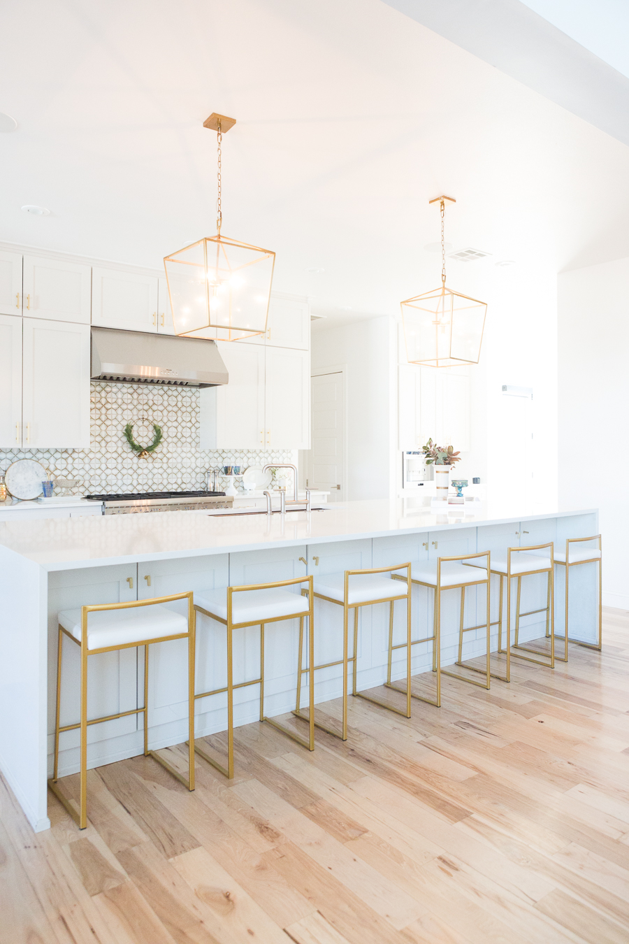 gold stools for kitchen island