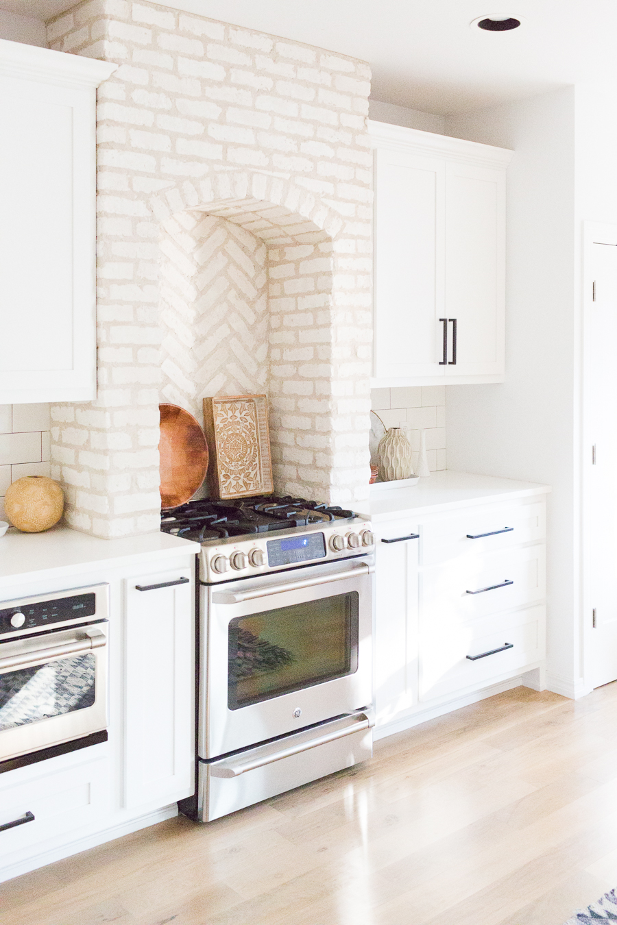 How to Design a Beautiful Kitchen Banquette modern farmhouse black