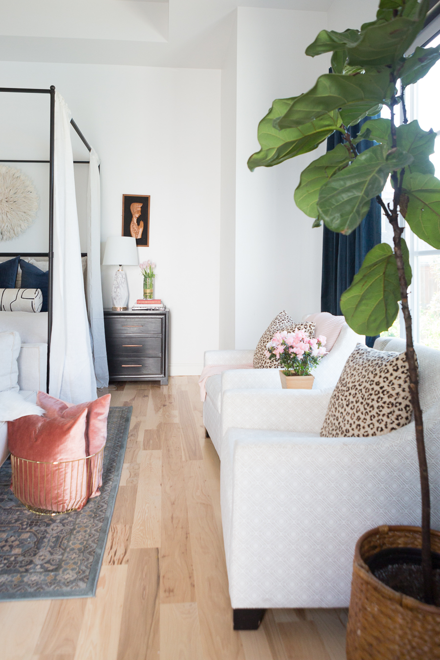 How to Use a Juju Hat in Home Decor 21 CC & Mike