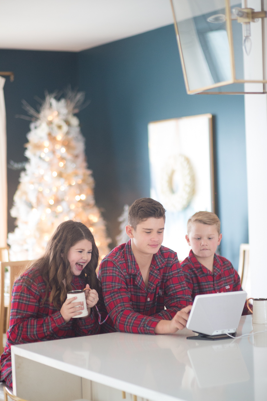 How to Prepare for Holiday Hosting with Ebay-1-2