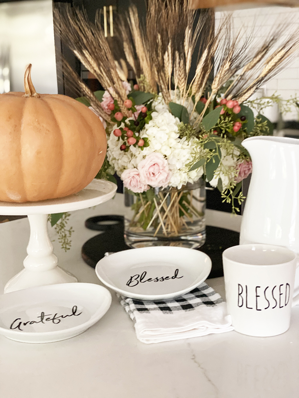 Affordable Fall Front Porch and Tabletop Decor Ideas